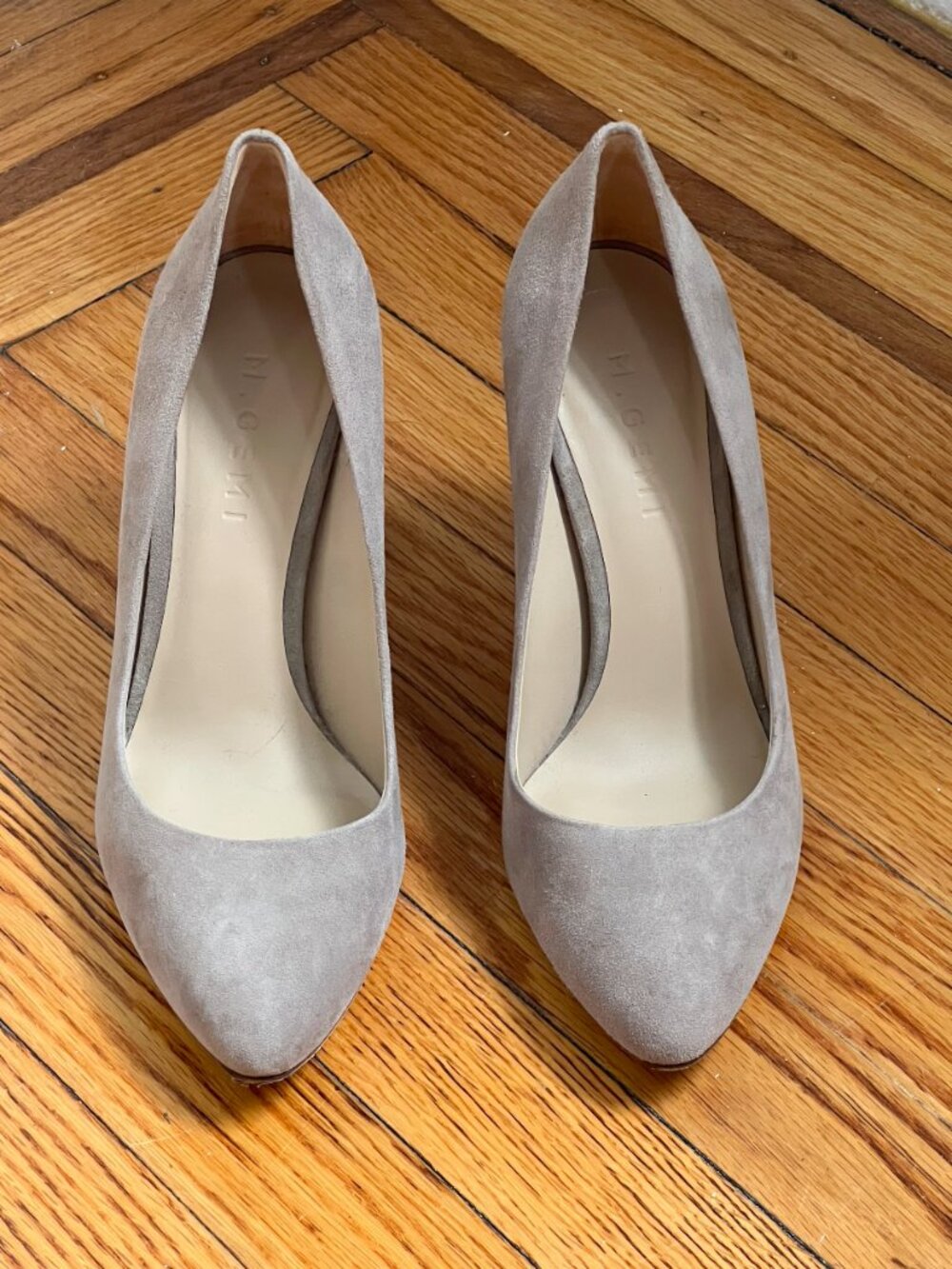 M.Gemi Heels - Lustro Classic Pumps in Mushroom Light Gray Suede Size 37
